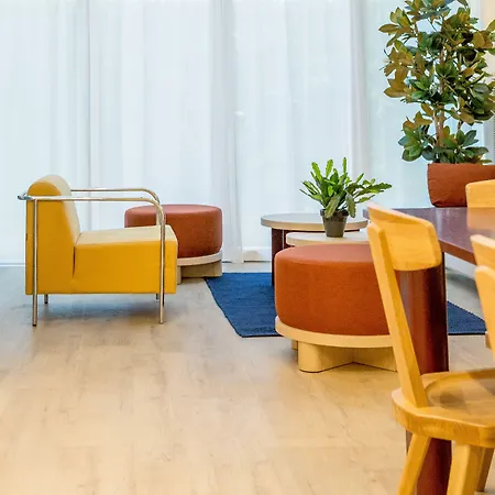 Aparthotel Edgar Auteuil - Le Marois Paris